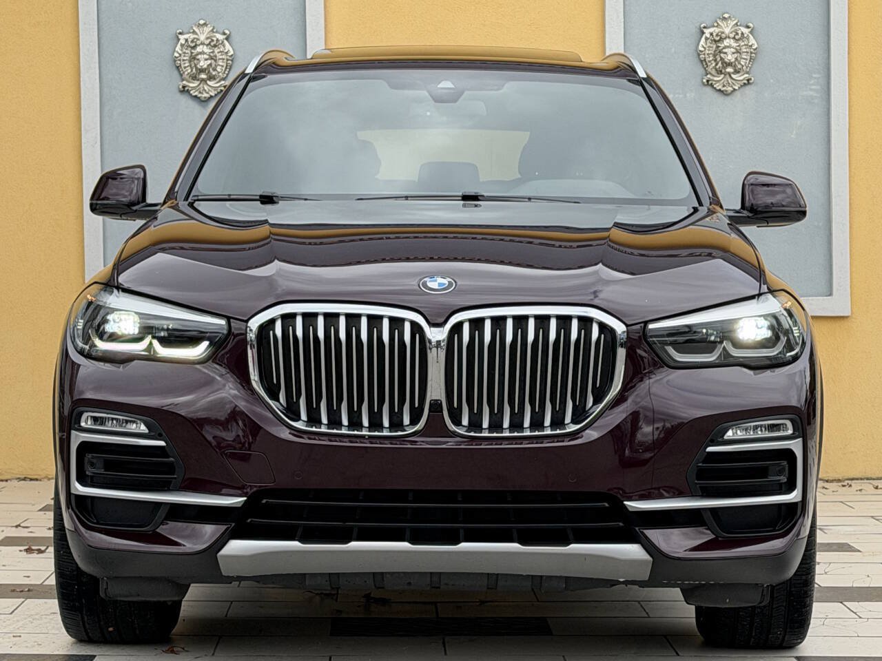 Used 2020 BMW X5 xDrive40i w/ Premium Package AWD/4WD image 2