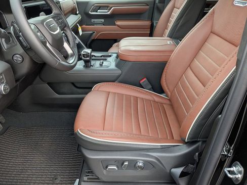 New 2026 GMC Sierra 1500 Denali Ultimate image 14