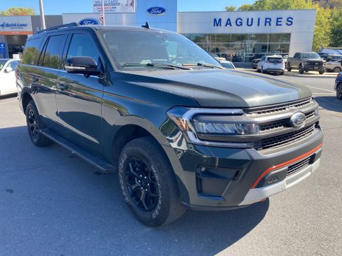 Certified 2023 Ford Expedition Timberline image 3
