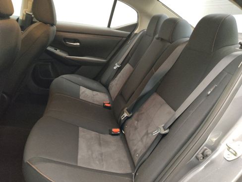 Used 2021 Nissan Sentra SR w/ Trunk Package FWD image 18