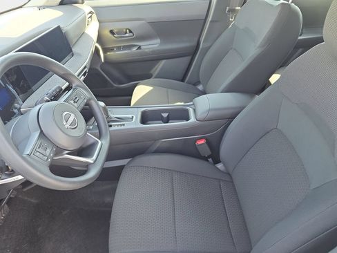 Used 2026 Nissan Kicks S FWD image 15