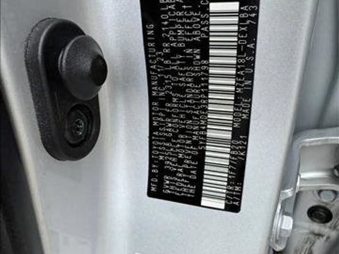 Used 2024 Toyota Corolla LE FWD image 22