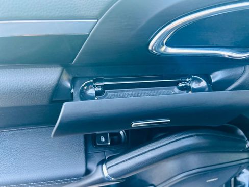 Used 2016 Porsche Cayenne S image 30