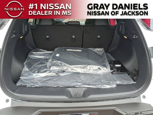 New 2026 Nissan Murano SL AWD/4WD image 9
