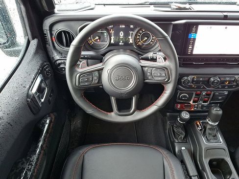 Used 2026 Jeep Wrangler Unlimited Rubicon 392 w/ Quick Order Package 27X Moab AWD/4WD image 27