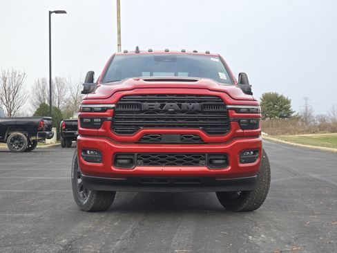New 2026 RAM 2500 Laramie AWD/4WD image 14