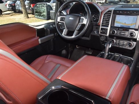 Used 2020 Ford F150 Platinum w/ Equipment Group 701A Luxury image 15