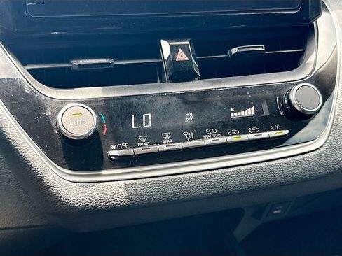 Used 2023 Toyota Corolla LE FWD image 15