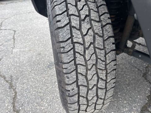 Used 2019 Jeep Wrangler Unlimited Sport S image 29