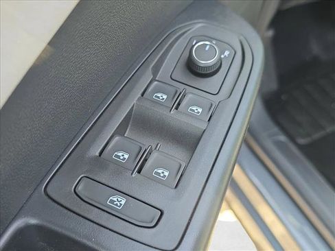 New 2026 Volkswagen Taos S FWD image 7