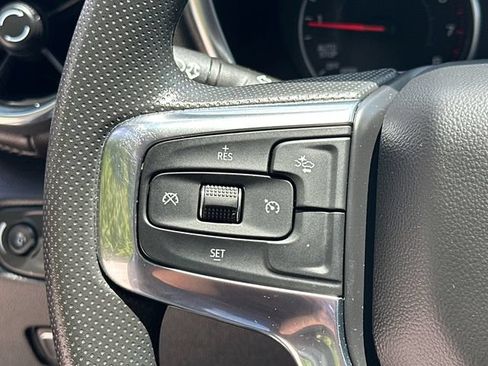 Used 2025 Chevrolet Blazer LT AWD/4WD image 27