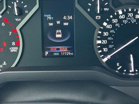 Used 2023 Toyota Tundra SR w/ SR Tow Package AWD/4WD image 33