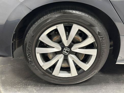 Certified 2022 Honda Civic LX image 16