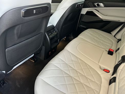 Used 2024 BMW X5 sDrive40i w/ Premium Package RWD image 11