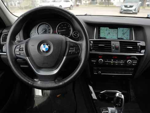 Used 2017 BMW X3 sDrive28i image 9
