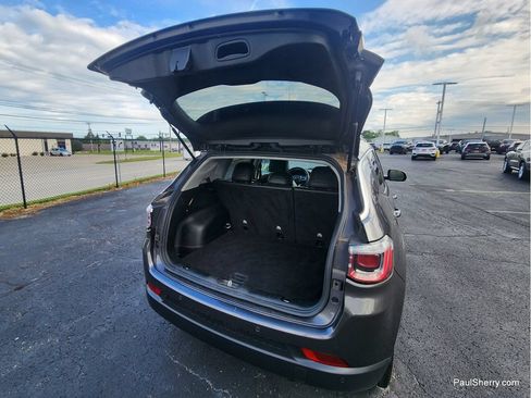 Used 2022 Jeep Compass Limited AWD/4WD image 12