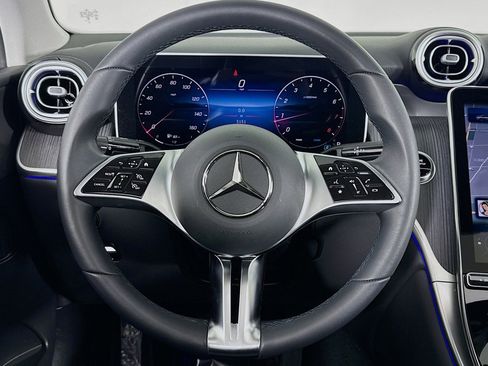 Certified 2025 Mercedes-Benz GLC 300 4MATIC image 18