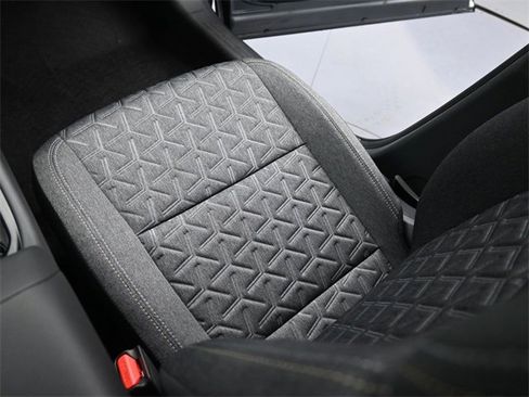 New 2026 Nissan Kicks SV image 12