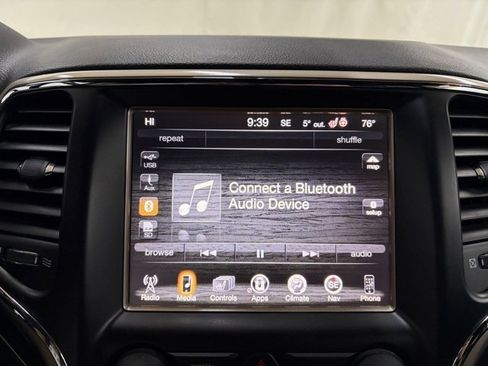 Used 2015 Jeep Grand Cherokee Limited image 43