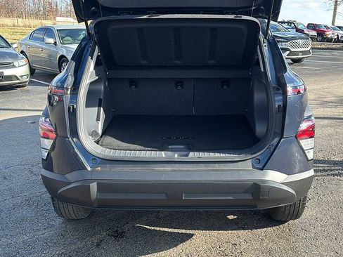 Used 2024 Hyundai Kona SEL image 32