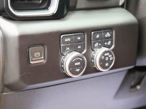 Used 2024 GMC Sierra 3500 Denali Ultimate image 16