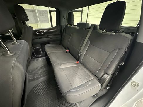 Used 2025 Chevrolet Silverado 1500 LT image 26