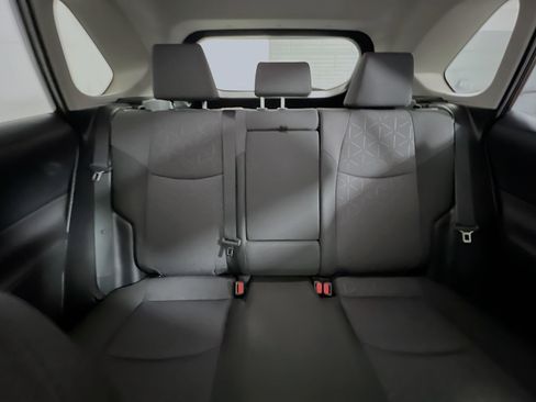 Used 2025 Toyota RAV4 XLE image 33