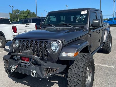 Used 2021 Jeep Gladiator Sport AWD/4WD image 1