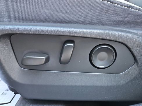 Used 2024 Buick Envision Sport Touring image 8