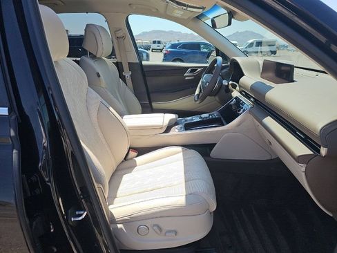 Used 2024 Genesis GV80 2.5T w/ Prestige Package AWD/4WD image 9