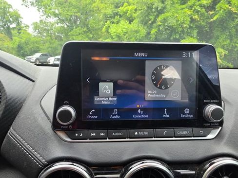 Used 2021 Nissan Sentra SV FWD image 18