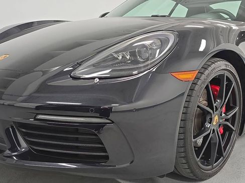 Certified 2024 Porsche 718 Cayman S RWD image 11
