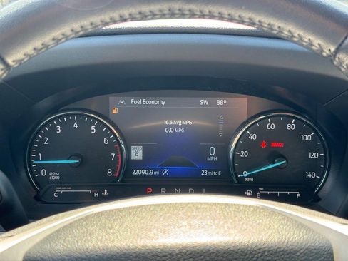 Used 2024 Ford Explorer XLT w/ Equipment Group 202A AWD/4WD image 22