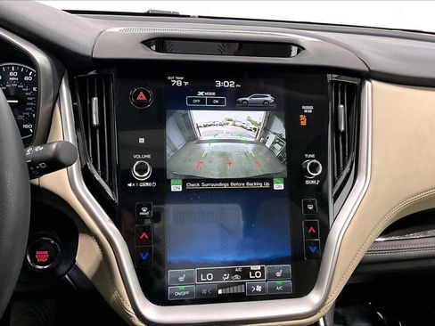 Used 2023 Subaru Outback Limited image 24