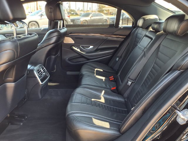 Used 2020 Mercedes-Benz S 560 Sedan image 13