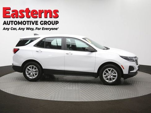 Used 2022 Chevrolet Equinox LS FWD image 44