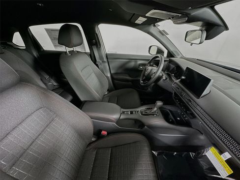New 2026 Honda HR-V Sport image 27