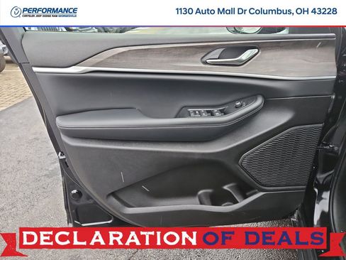 New 2026 Jeep Grand Cherokee Laredo image 19