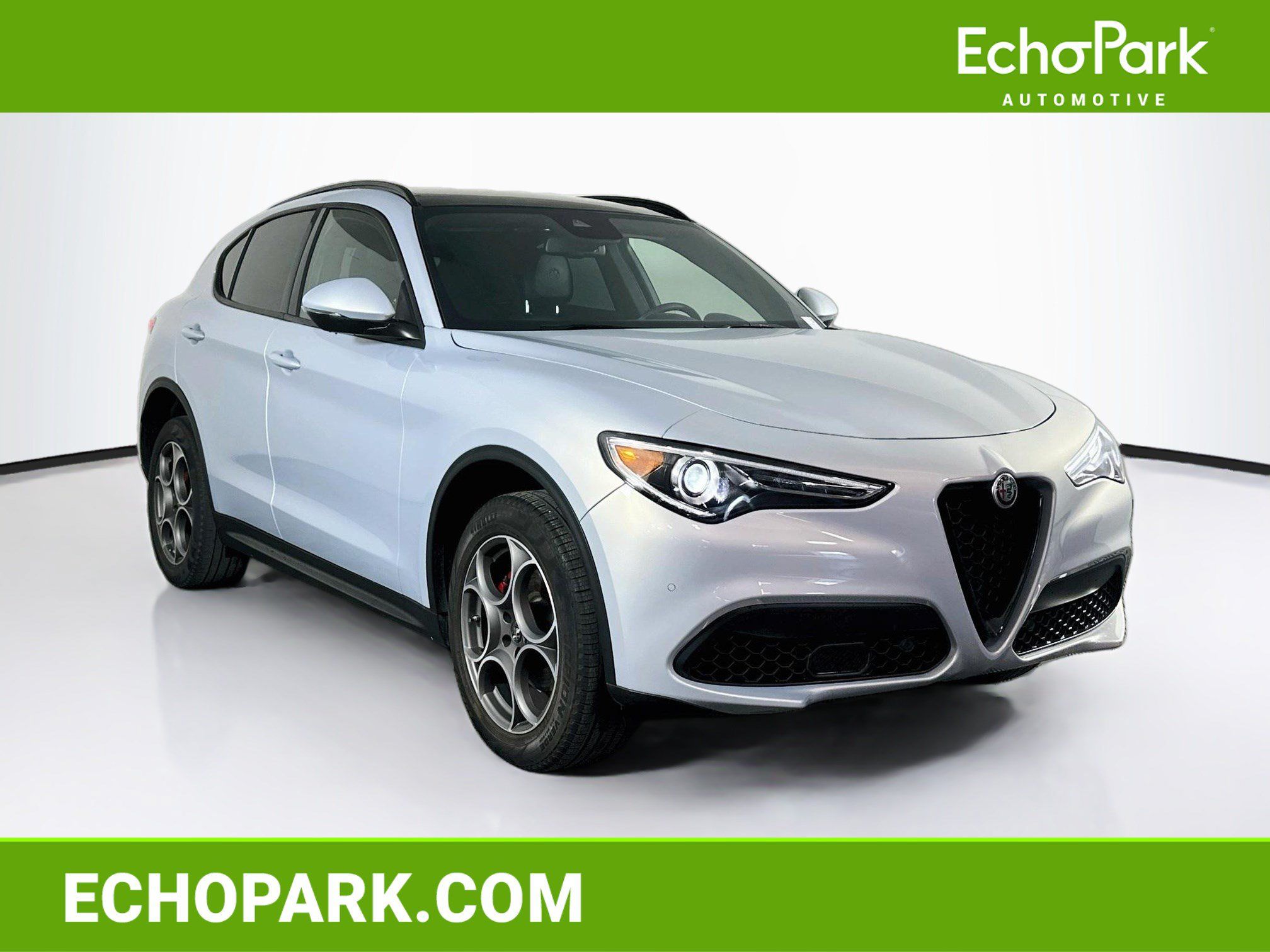 Used 2023 Alfa Romeo Stelvio Sprint RWD image 1