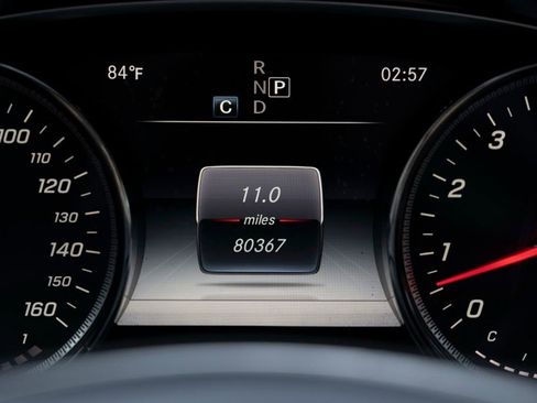 Used 2017 Mercedes-Benz E 300 image 22