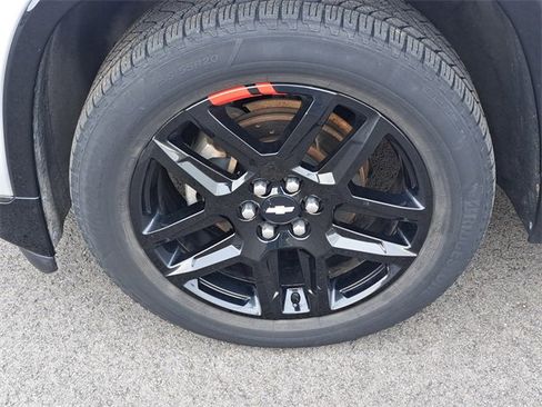 Used 2018 Chevrolet Traverse Premier w/ Redline Edition image 9