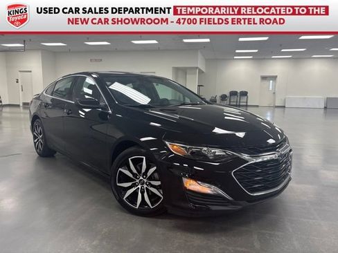 Used 2024 Chevrolet Malibu RS FWD image 1