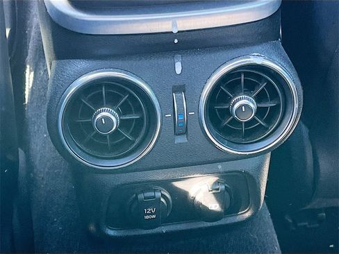 Used 2023 Kia Stinger GT2 image 27