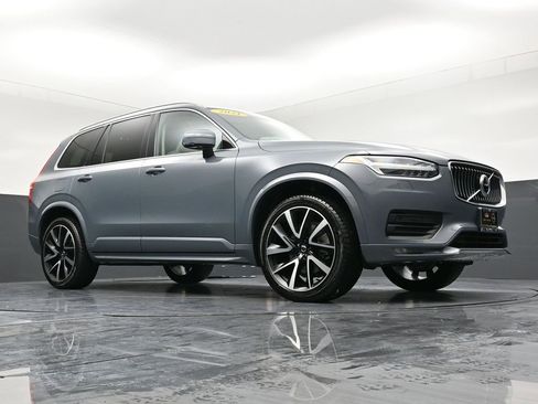 Used 2021 Volvo XC90 T6 Momentum w/ Advanced Package image 30