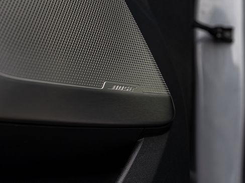 Used 2024 GMC Sierra EV Denali image 19