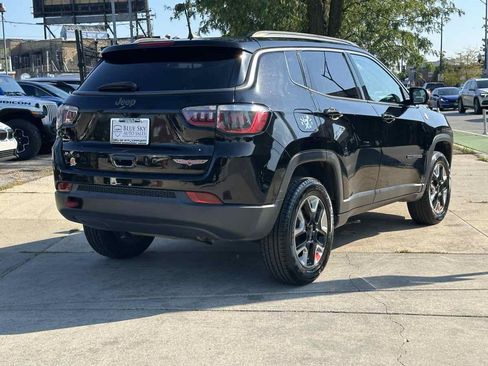 Used 2018 Jeep Compass Trailhawk w/ Leather Interior Group AWD/4WD image 5