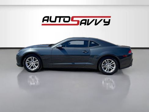 Used 2015 Chevrolet Camaro LT RWD image 4
