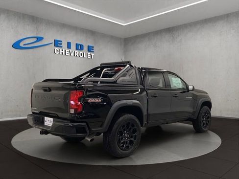 New 2026 Chevrolet Colorado Trail Boss w/ Midnight Edition AWD/4WD image 3