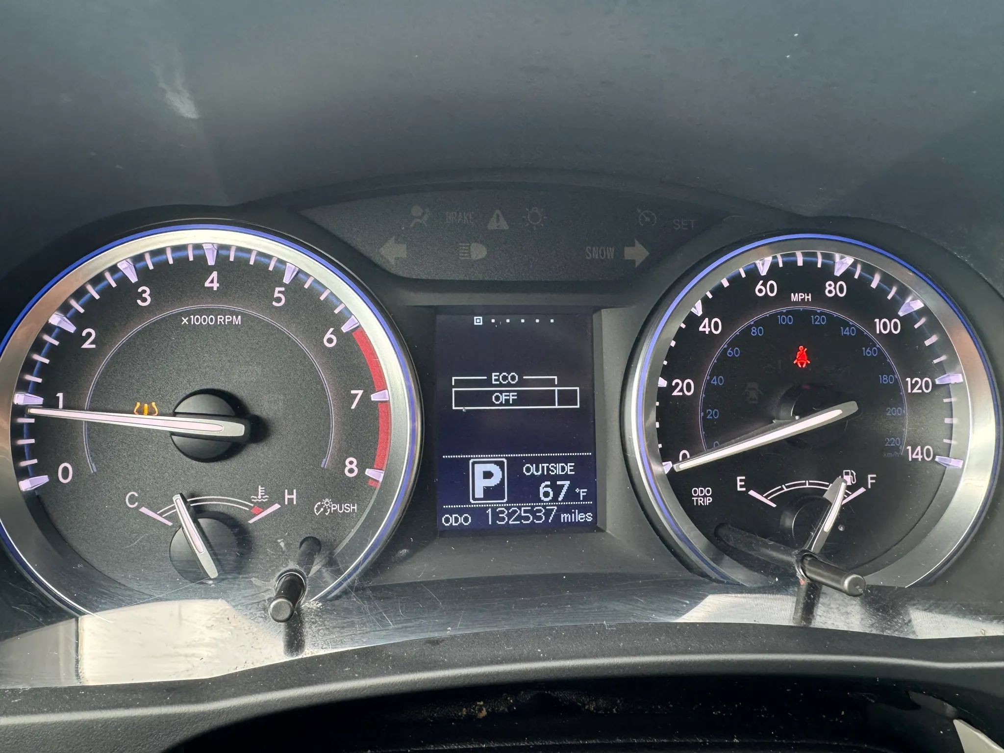 Used 2015 Toyota Highlander LE FWD image 25