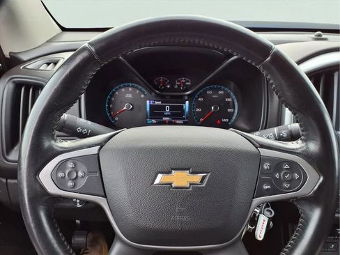 Used 2018 Chevrolet Colorado ZR2 image 16